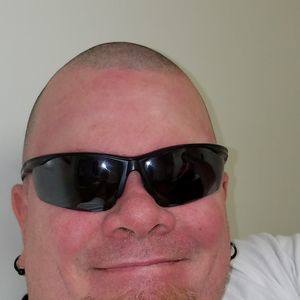 Meet your Posher, Joel